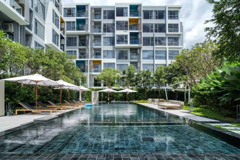 Condo in Phuket, Thailand, 2 bedrooms  № 151122