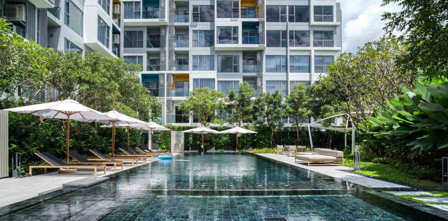 Condo in Phuket, Thailand, 2 bedrooms  № 151122