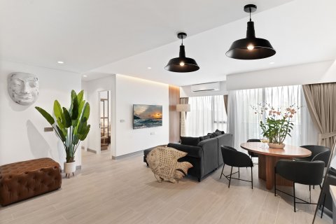 Condo in Phuket, Thailand, 2 bedrooms  № 151122 - photo 2