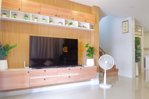 Estudio en Pattaya, Tailandia № 209751 - foto 3