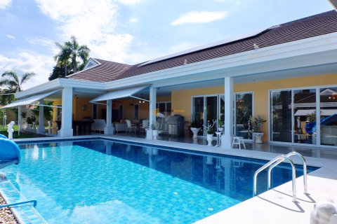 สตูดิโอในพัทยา, ประเทศไทย № 209752 - รูปถ่าย 2