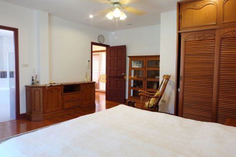 Estudio en Pattaya, Tailandia № 209749 - foto 22