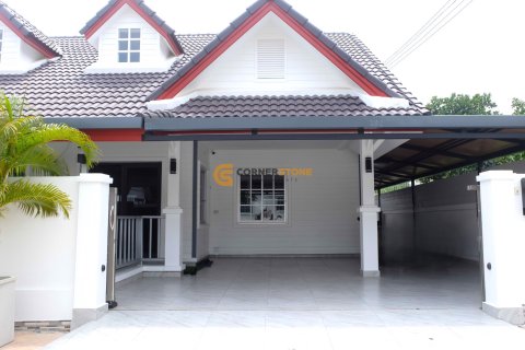 Estudio en Pattaya, Tailandia № 209753 - foto 2