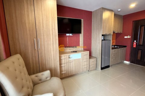 Condominio de 1 dormitorio en Jomtien Beach, Pattaya, Tailandia № 209748 - foto 2