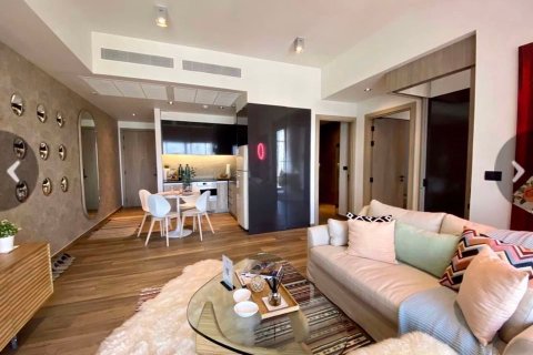 Condominio de 2 dormitorios en Bangkok, Tailandia en The Lofts Asoke  № 50811