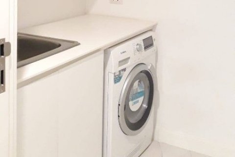 Condominio de 2 dormitorios en Bangkok, Tailandia № 65675 - foto 17