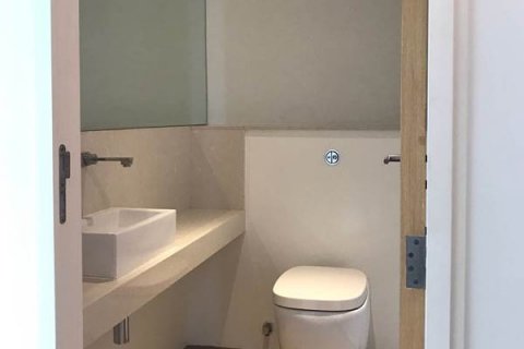 Condominio de 2 dormitorios en Bangkok, Tailandia № 65672 - foto 9