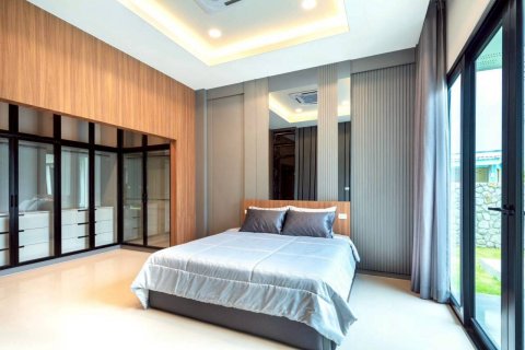 Villa in Pattaya, Thailand 3 bedrooms № 150967 - photo 13