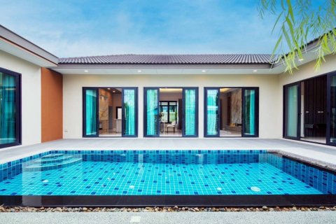 Villa in Pattaya, Thailand 3 bedrooms № 150967 - photo 3