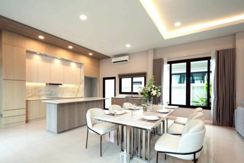 Villa in Pattaya, Thailand 3 bedrooms № 150967 - photo 9