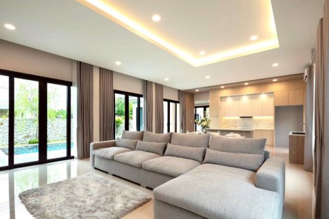 Villa in Pattaya, Thailand 3 bedrooms № 150967 - photo 12