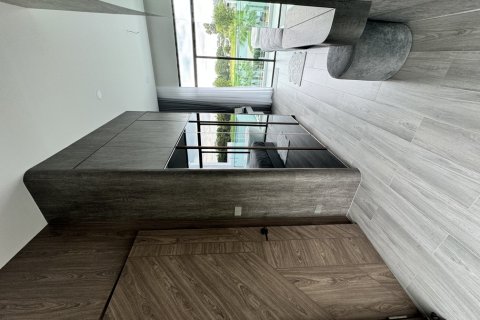 Chalet de 4 dormitorios en Pattaya, Tailandia № 150968 - foto 14