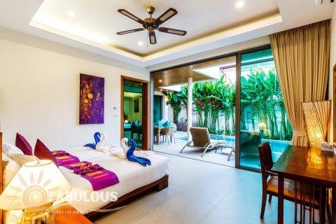 Chalet de 4 dormitorios en Rawai, Tailandia № 179395 - foto 5