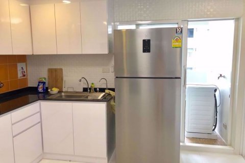 Condominio de 3 dormitorios en Watthana, Bangkok, Tailandia № 47917 - foto 6