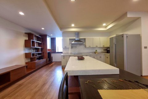 Eigentumswohnung in Khlong Toei, Bangkok, Thailand, 3 Schlafzimmer № 47915 - Foto 4