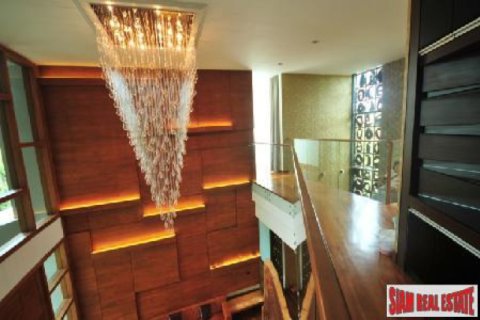 Terreno 800 m2 en Chiang Mai, Tailandia № 202626 - foto 4