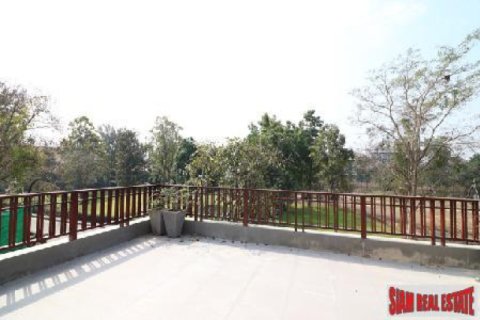 Casa de 4 dormitorios en Chiang Mai, Tailandia № 202625 - foto 3