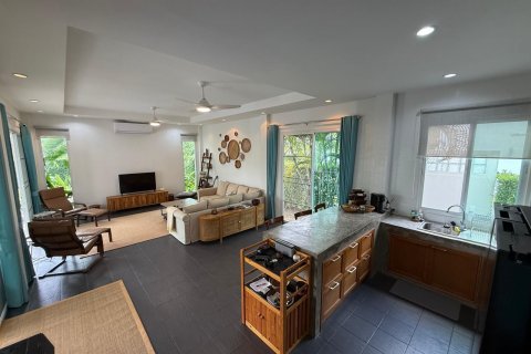 Chalet de 3 dormitorios en Hua Hin, Tailandia № 140500 - foto 21