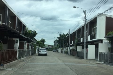 Off-plan Pruksa Town Privet Ratchada-Ramintra ในกรุงเทพฯ, ประเทศไทย № 59042 - รูปถ่าย 4