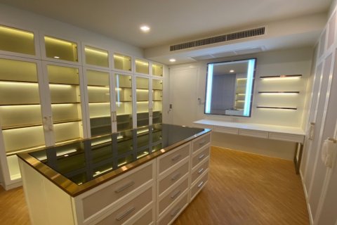 Кондоминиум с 6 спальнями в Ваттхане, Бангкок, Таиланд № 200913 - фото 4