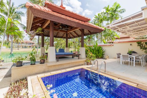 Chalet de 4 dormitorios en Phuket, Tailandia № 164067 - foto 28
