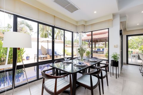 Chalet de 4 dormitorios en Phuket, Tailandia № 164067 - foto 6