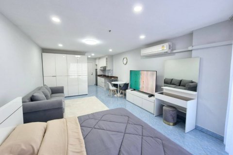 Estudio en el condominio en Pattaya, Tailandia № 120740 - foto 2