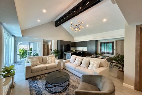 Haus auf Jomtien Beach, Pattaya, Thailand 4 Schlafzimmer № 84801 - Foto 12