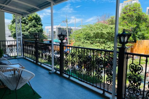 Eigentumswohnung in Pattaya, Thailand, 2 Schlafzimmer  № 133168 - Foto 3