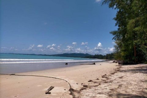 Terreno en Phang Nga, Tailandia № 125032 - foto 2