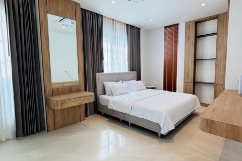 Propiedad 353 m2 en Rawai, Tailandia № 144531 - foto 15