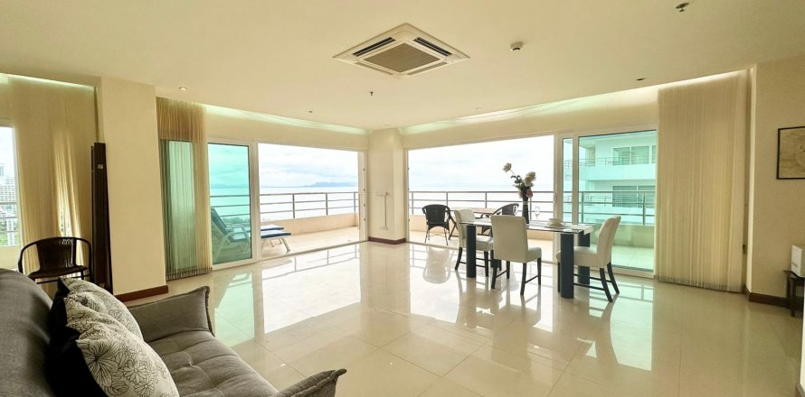 Condo in Pattaya, Thailand, 1 bedroom in View Talay 3 № 120743