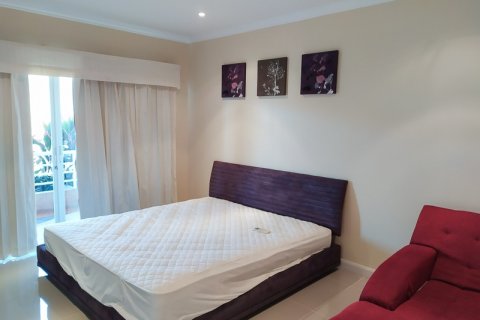 Eigentumswohnung in Pattaya, Thailand, 2 Schlafzimmer  № 130640 - Foto 10