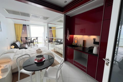 Condominio de 3 dormitorios en Pattaya, Tailandia № 133124 - foto 13