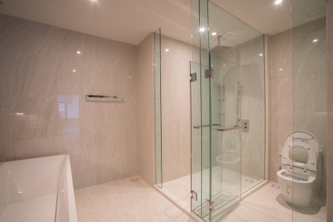 Condominio de 2 dormitorios en Watthana, Bangkok, Tailandia № 124928 - foto 8
