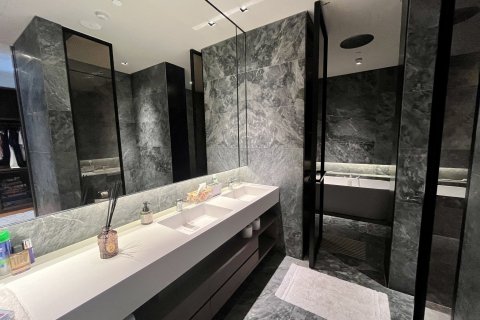 Apartamento de 2 dormitorios en Bangkok, Tailandia № 82106 - foto 17