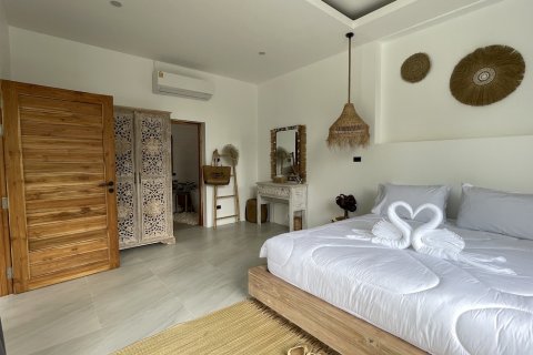 Chalet de 3 dormitorios en Ko Samui, Tailandia № 123387 - foto 8