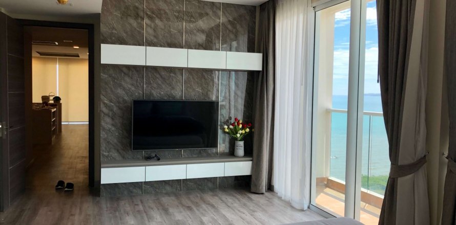 Condo in Pattaya, Thailand, 3 bedrooms in Cetus Beachfront  № 112082