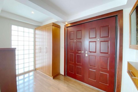Eigentumswohnung in Pattaya, Thailand, 2 Schlafzimmer № 126881 - Foto 11