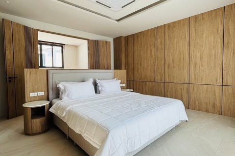 Propiedad 353 m2 en Rawai, Tailandia № 144531 - foto 10