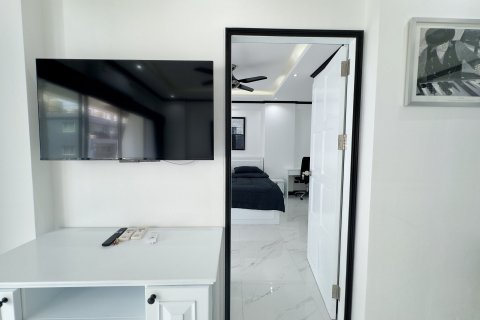 Condominio de 1 dormitorio en Pattaya, Tailandia № 130064 - foto 6
