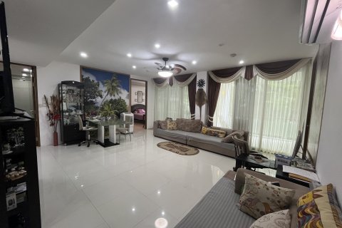 Condominio de 3 dormitorios en Pattaya, Tailandia № 123108 - foto 5