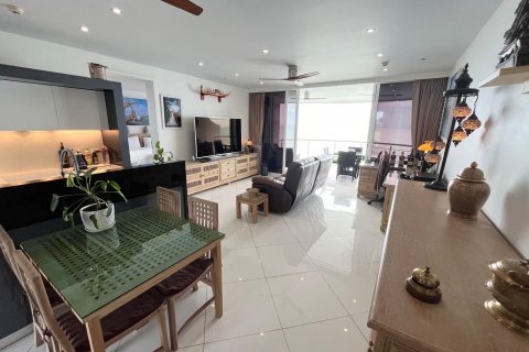 Condominio de 3 dormitorios en Pattaya, Tailandia № 133124 - foto 16