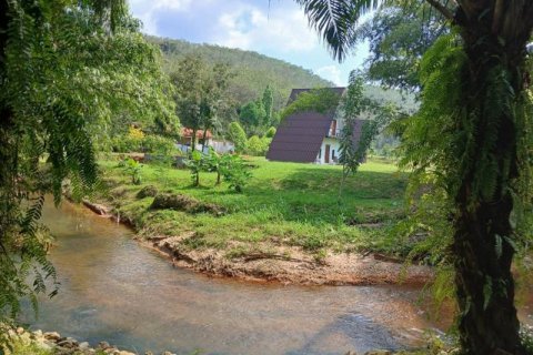 Terreno en Phang Nga, Tailandia № 124972