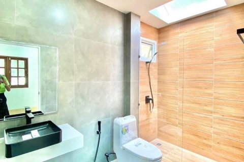 Propiedad 353 m2 en Rawai, Tailandia № 144531 - foto 2