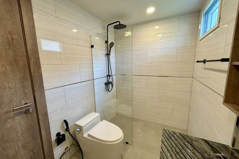 Haus auf Jomtien Beach, Pattaya, Thailand 4 Schlafzimmer № 84801 - Foto 4