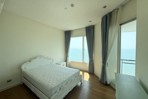 Condominio de 3 dormitorios en Pattaya, Tailandia № 130071 - foto 3