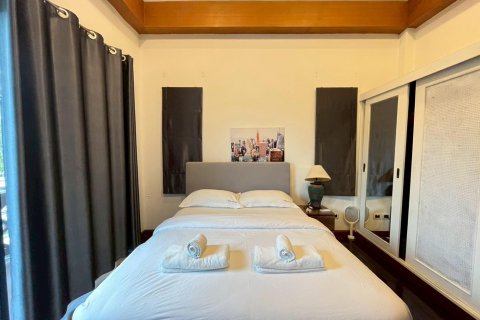 Chalet de 3 dormitorios en Pattaya, Tailandia № 126788 - foto 4