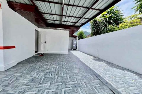 Immobilie in Ban Ratsada, Thailand 42 m2 № 144529 - Foto 2
