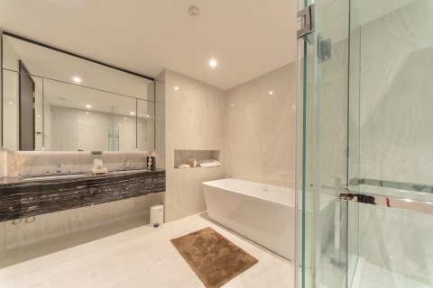 Condominio de 2 dormitorios en Watthana, Bangkok, Tailandia № 124930 - foto 9